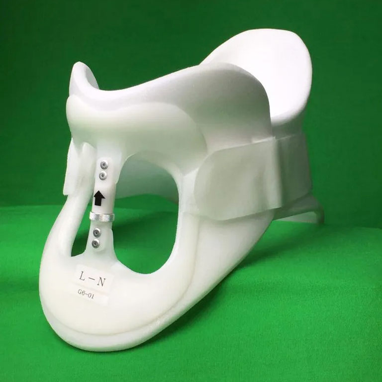 頚椎装具 オルソカラー